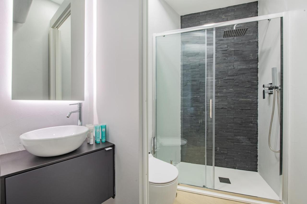 Sweett- Duomo Apartment Milan Exterior photo